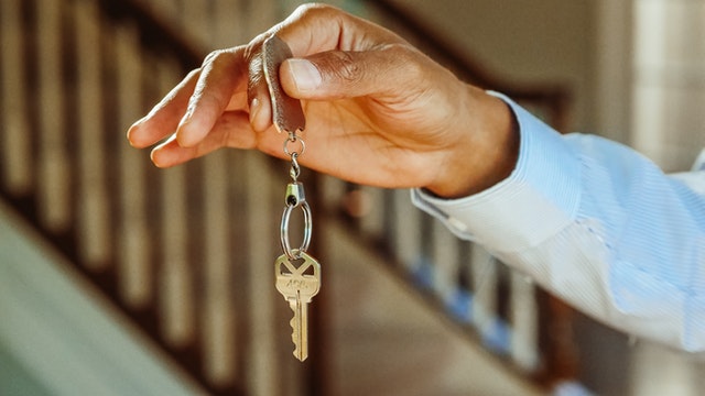 Should I Sell or Rent My House in Winnipeg? Reasons to Rent Out Your House in Winnipeg